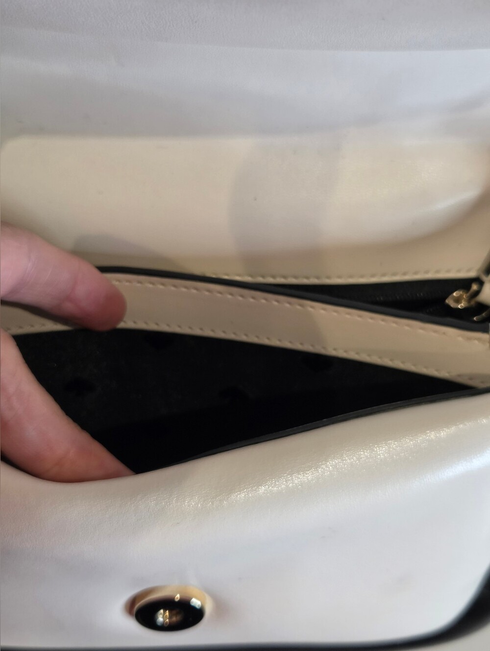 Kate Spade Black/Cream Puffy Leather Top Handle Crossbody Bag Like New EUC - Picture 15 of 15